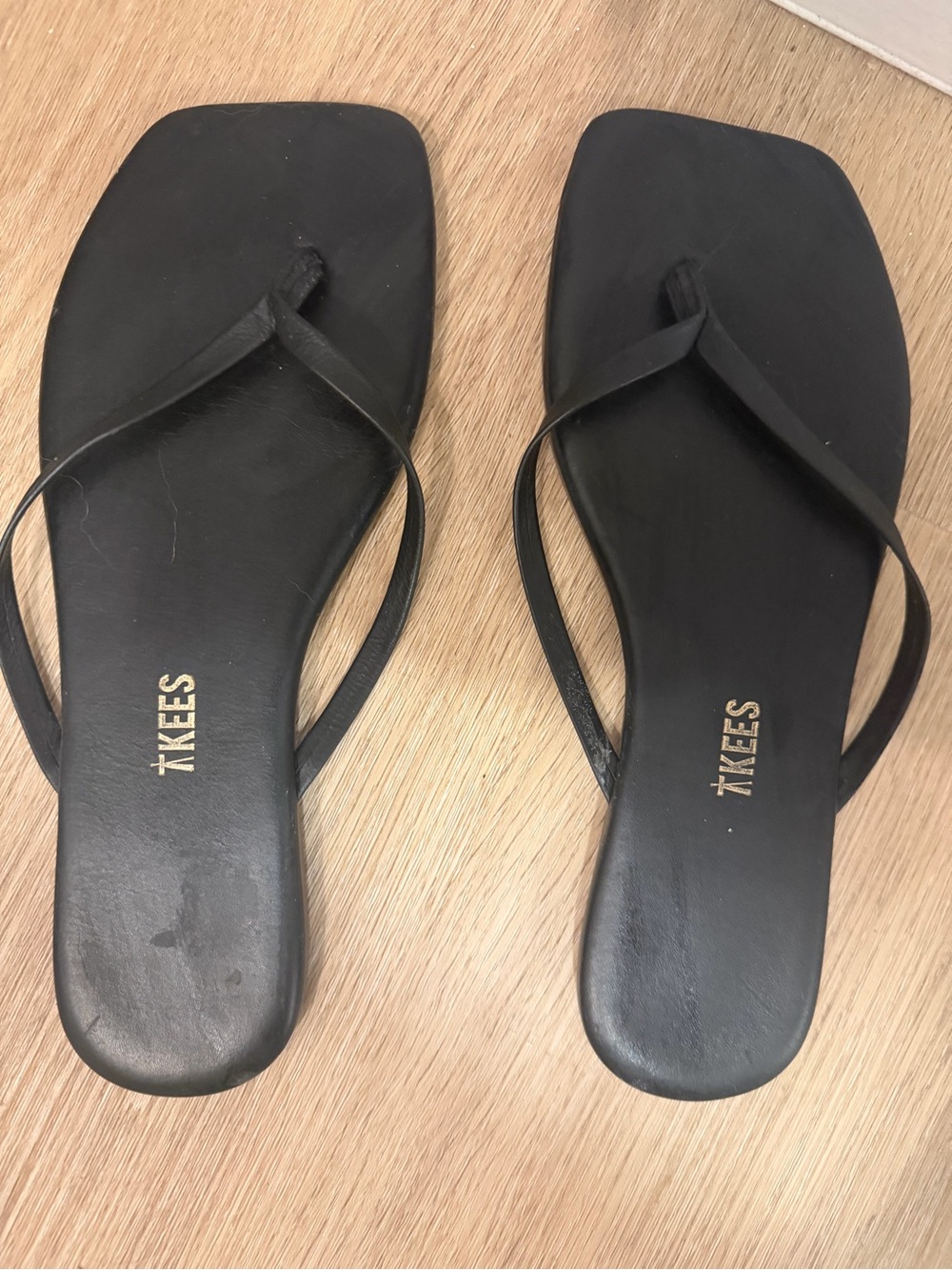 TKEES Black Square Toe Flip Flop Sandals Size 8 Minimalist Thong Sandals